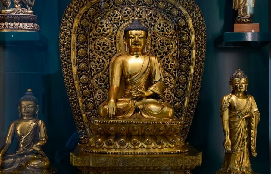 永乐之美:端正、克制与大国气象 The beauty of Yongle: uprightness, restraint, and the grandeur of a great nation.